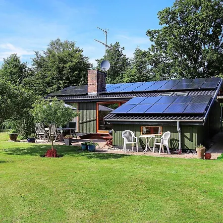 6 Person Holiday In Semesterbostad *